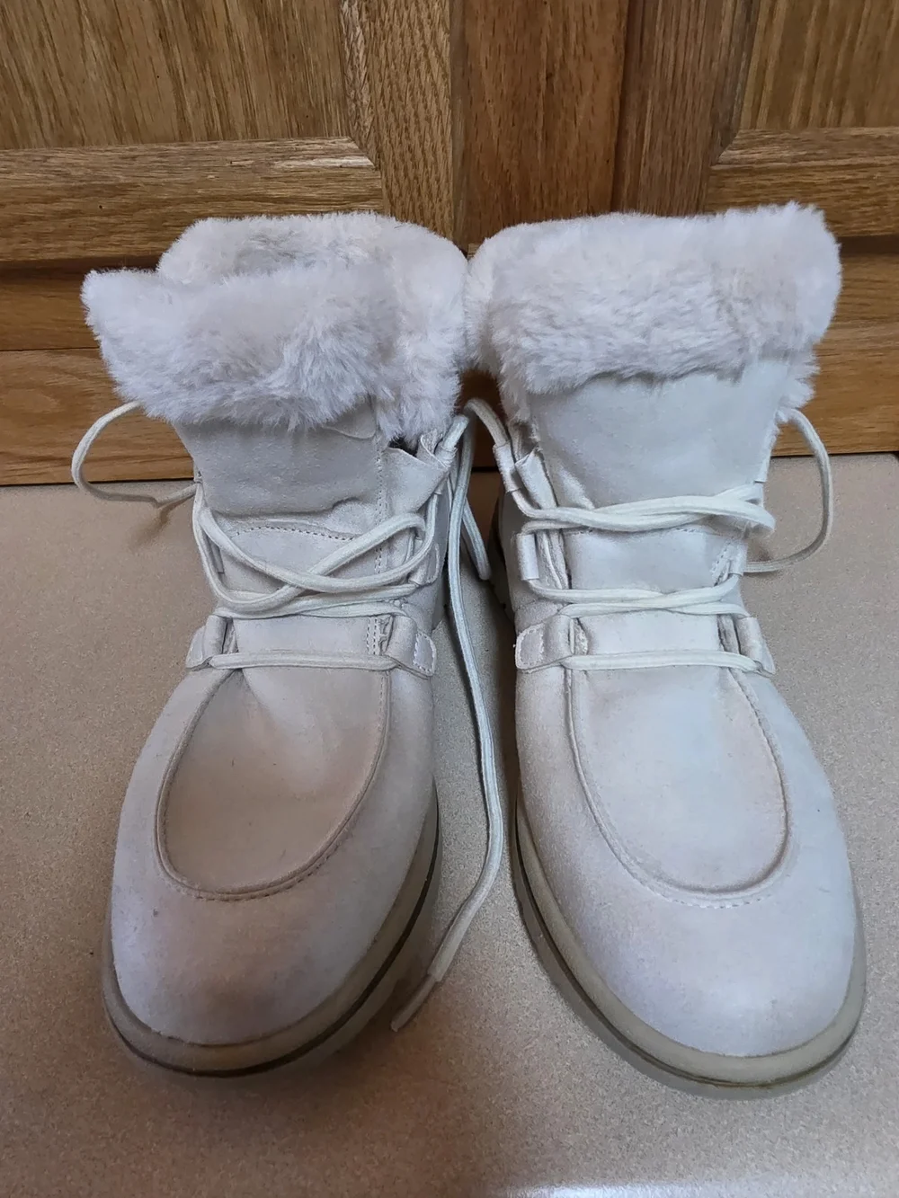 Cliffs by WHITE MOUNTAIN stylish cream